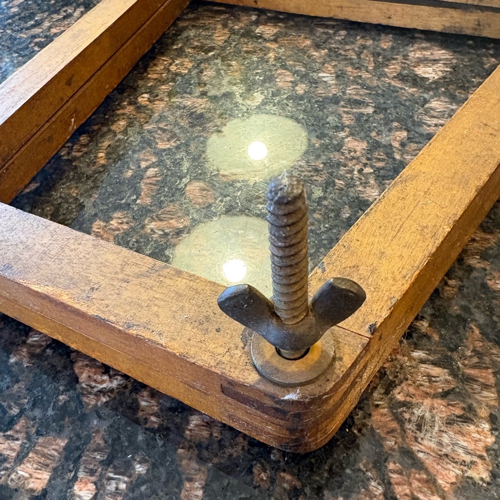 Rustic Wooden Tennus Racket Frame - Picture 3 of 4